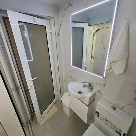 Treti Mart North * Πριμόρσκο