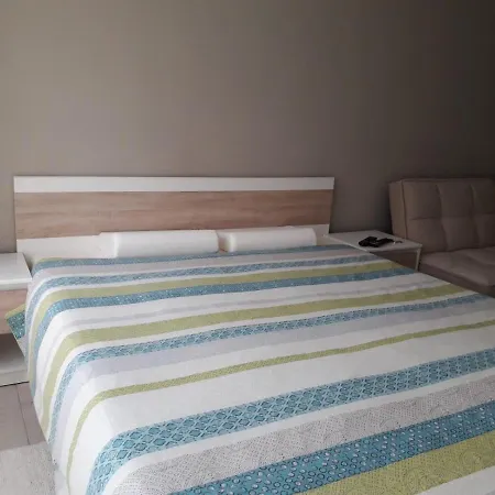 Treti Mart North Apartamento