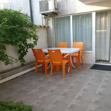 Treti Mart North Apartamento