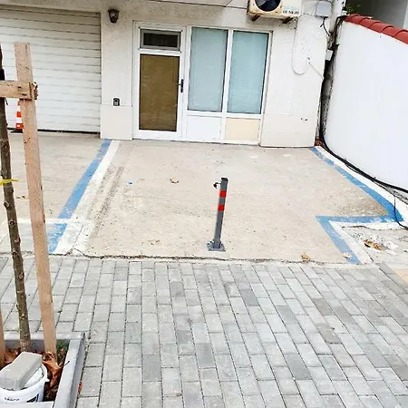 Treti Mart North Апартамент